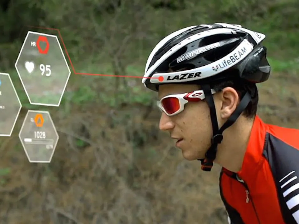 LifeBEAM biosensor helmet with live heart-rate data
